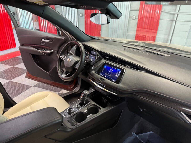 2019 Cadillac XT4 Sport