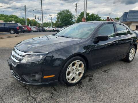 2011 Ford Fusion for sale at COLONIAL AUTO SALES in North Lima OH