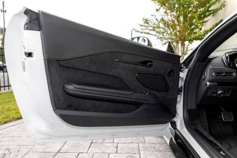 2025 Aston Martin Vantage