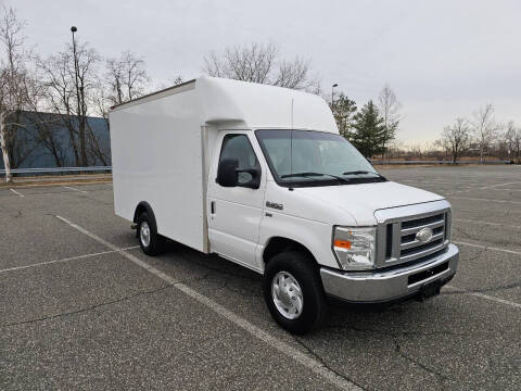 2014 Ford E-Series E-350 SD