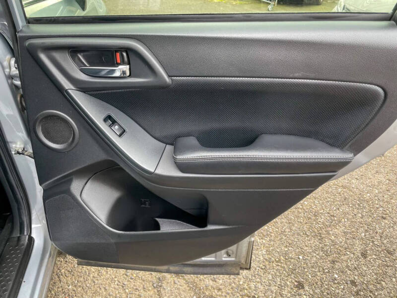 2014 Subaru Forester 2.0XT Touring