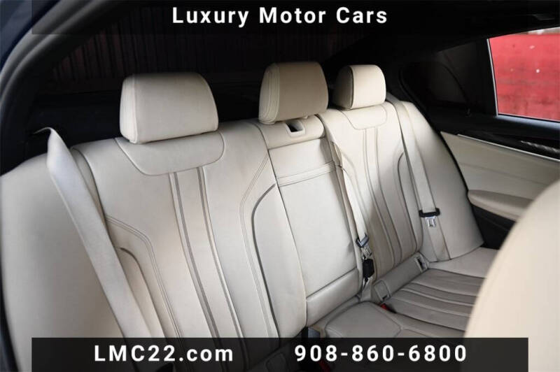 2021 BMW 5 Series 540i