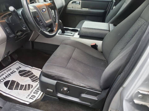 2017 Ford Expedition EL XLT