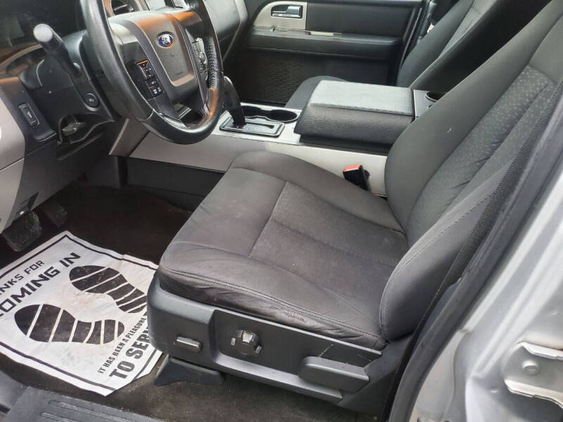 2017 Ford Expedition EL XLT