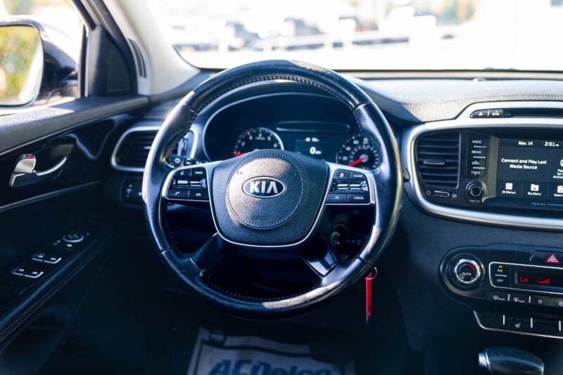 2019 Kia Sorento LX