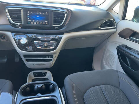 2018 Chrysler Pacifica Touring Plus
