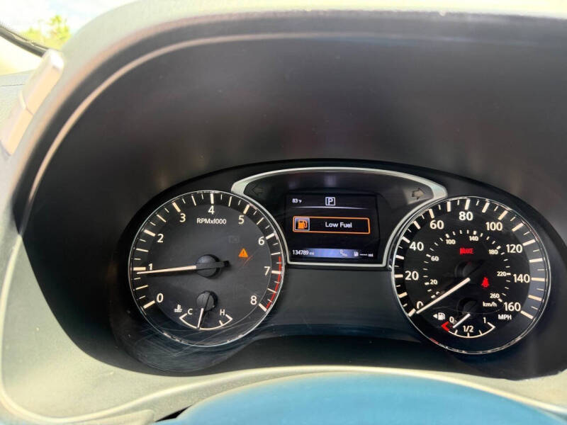 2016 Nissan Pathfinder Platinum