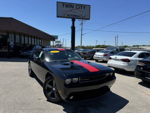 2012 Dodge Challenger for sale at TWIN CITY AUTO MALL in Bloomington IL