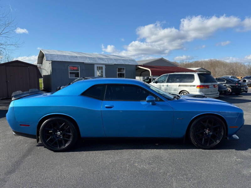 2015 Dodge Challenger R/T Plus Shaker