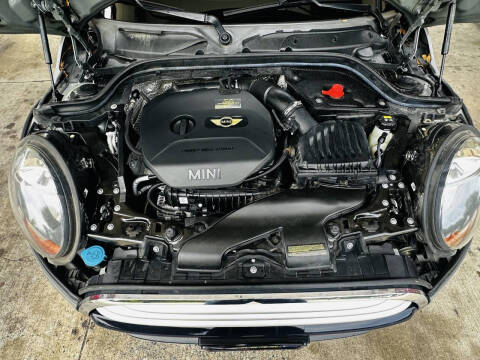 2015 MINI Hardtop 4 Door Cooper