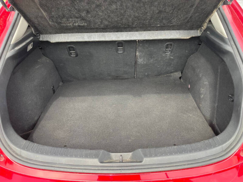 2014 Mazda MAZDA3 s Grand Touring