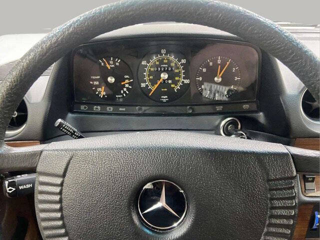 1977 Mercedes-Benz 300-Class