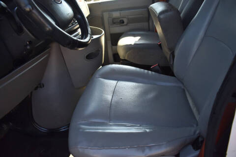 2014 Ford E-Series E-350 SD