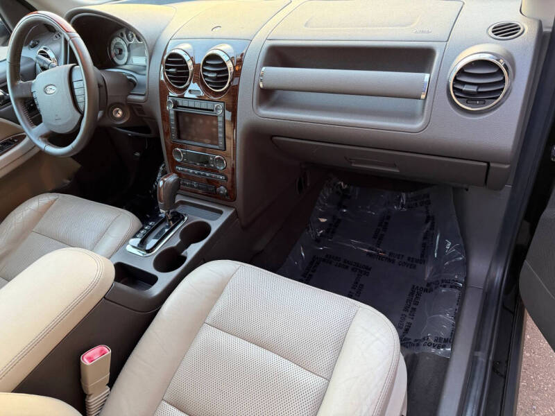 2008 Ford Taurus X Limited