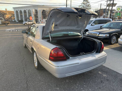 2009 Mercury Grand Marquis LS