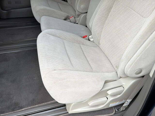 2019 Toyota Sienna LE 8-Passenger