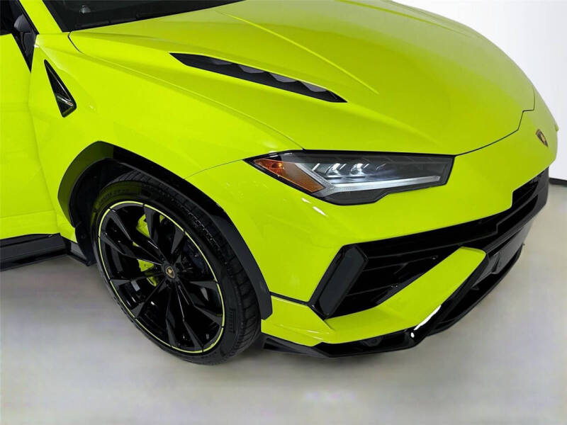 2024 Lamborghini Urus S