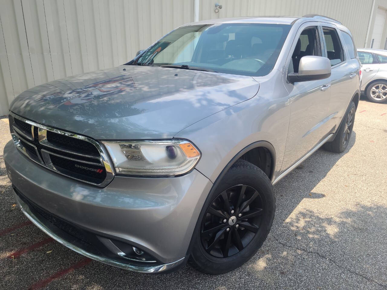View vehicle photo 2