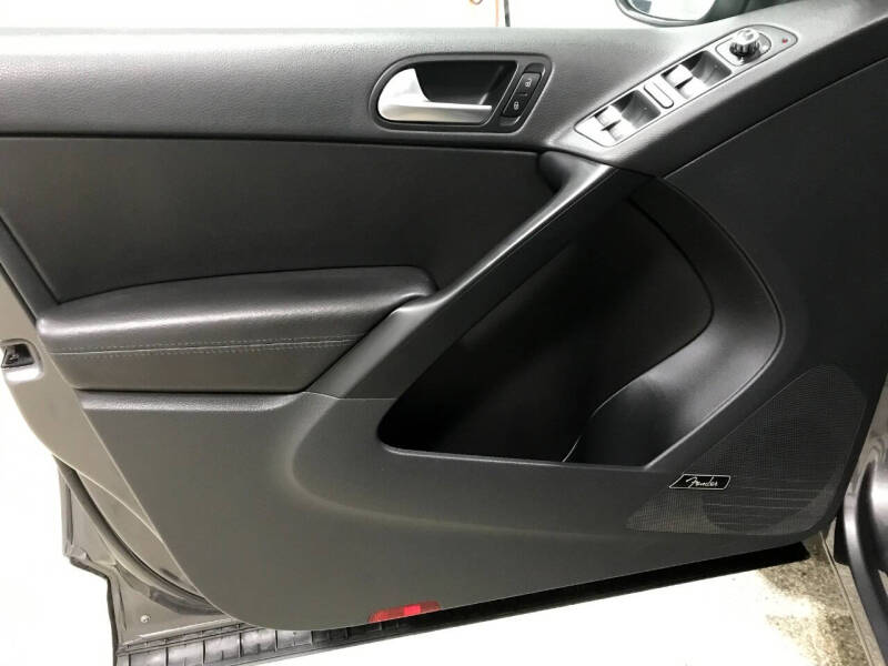 2015 Volkswagen Tiguan SEL 4Motion