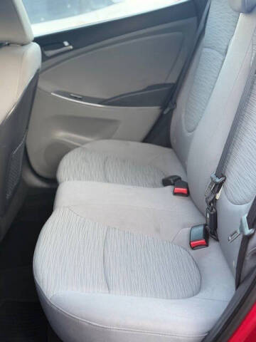 2017 Hyundai Accent Value Edition