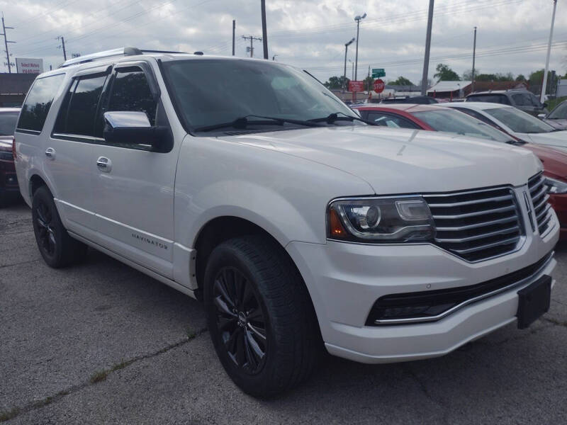 2017 Lincoln Navigator Select