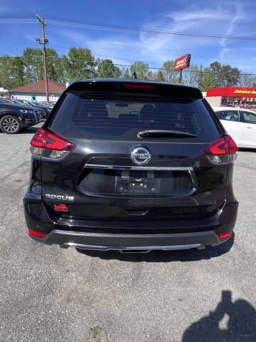 2018 Nissan Rogue S