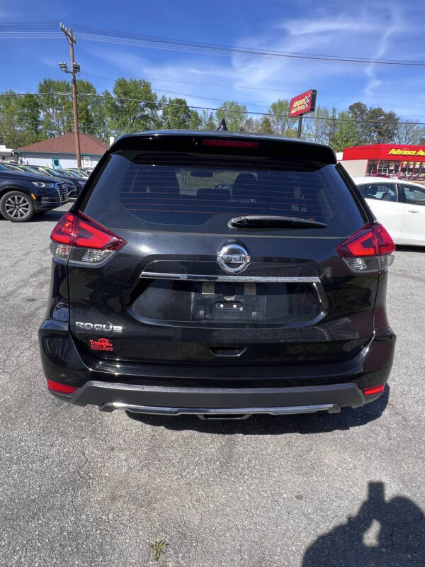 2018 Nissan Rogue S
