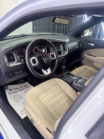 2013 Dodge Charger SE