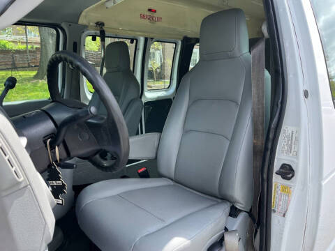 2011 Ford E-Series E-150