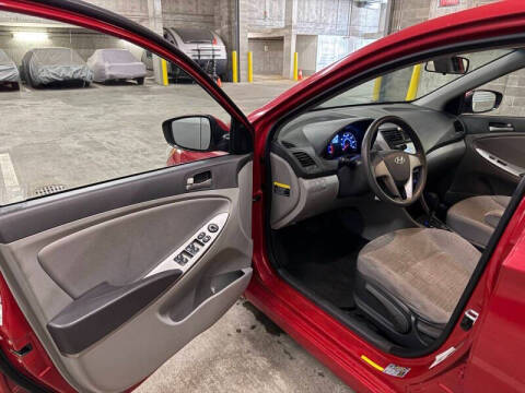 2017 Hyundai Accent SE