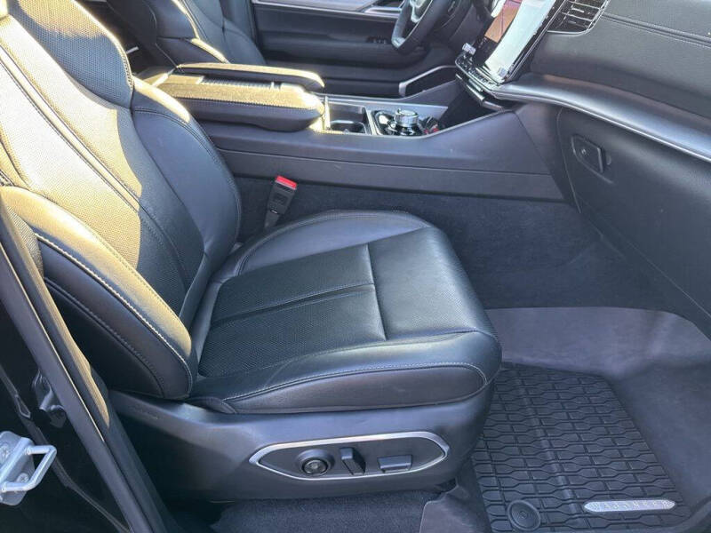 2025 Jeep Wagoneer