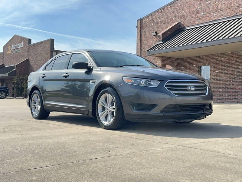 2019 Ford Taurus SE