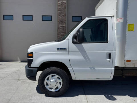2017 Ford E-Series