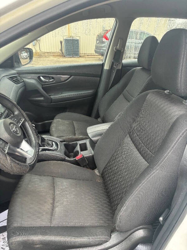 2017 Nissan Rogue SL