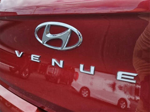 2024 Hyundai Venue SEL