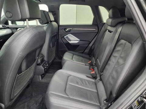 2023 Audi Q3 quattro S line Premium 45 TFSI