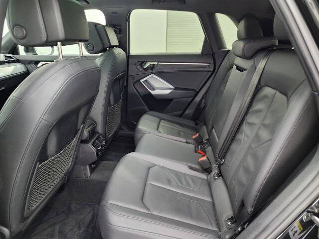 2023 Audi Q3 quattro S line Premium 45 TFSI