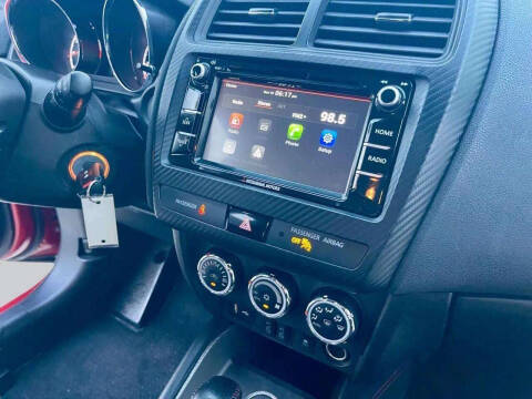 2018 Mitsubishi Outlander Sport LE