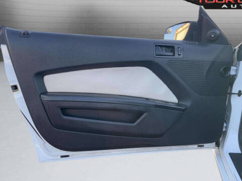 2014 Ford Mustang V6