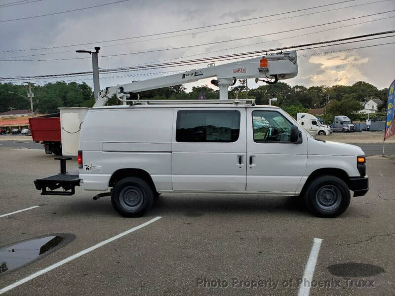 2009 Ford E-Series E-350 SD