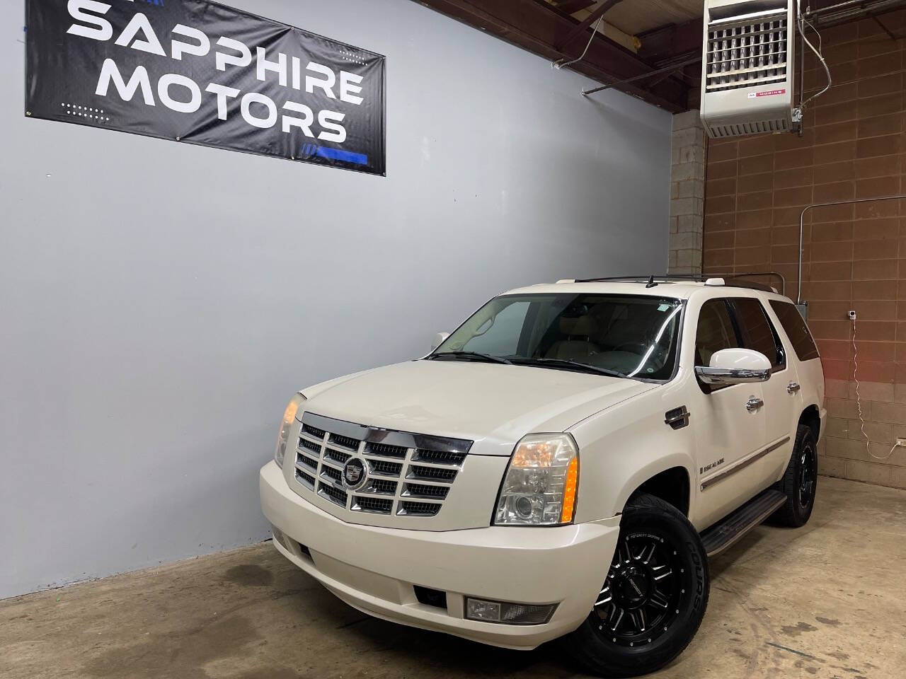 2007 Cadillac Escalade for sale at Sapphire Motors in Gurnee, IL