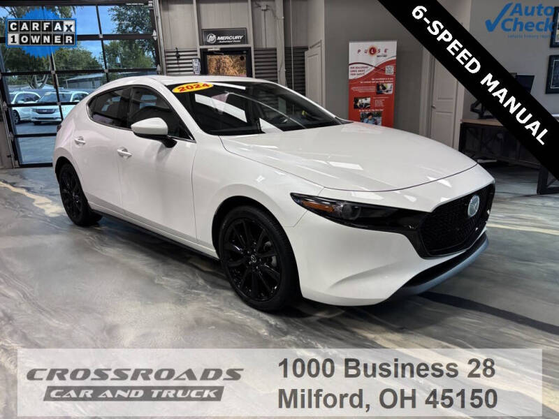 2024 Mazda Mazda3 Premium's photo