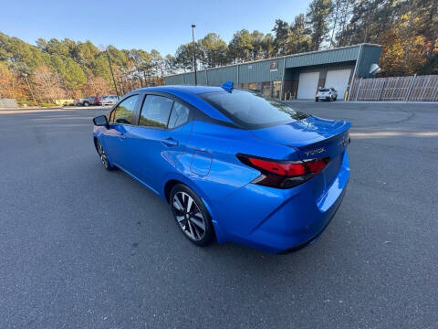 2022 Nissan Versa SR