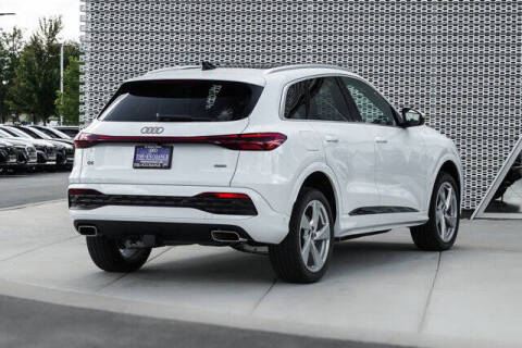 2025 Audi Q5 quattro Premium Plus TFSI