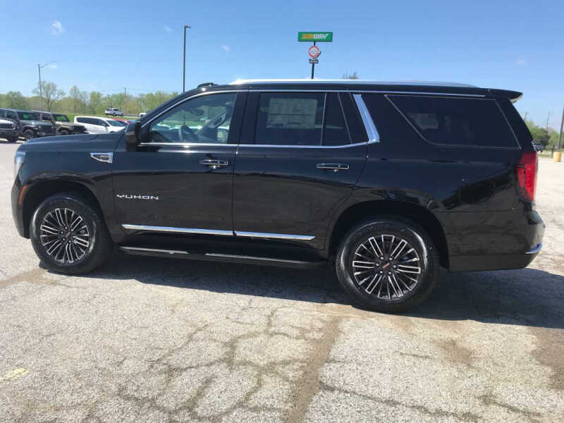2026 GMC Yukon Elevation
