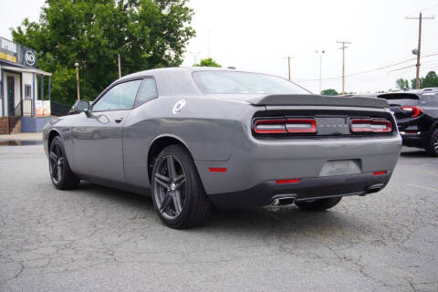 2019 Dodge Challenger SXT