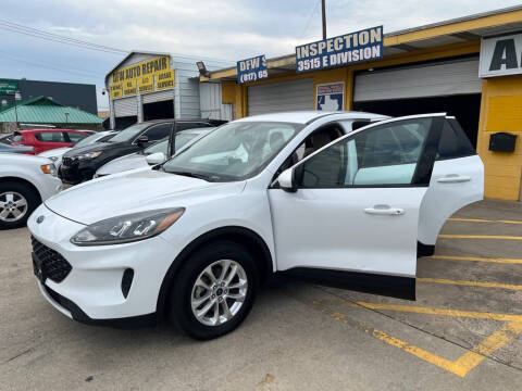2020 Ford Escape SE