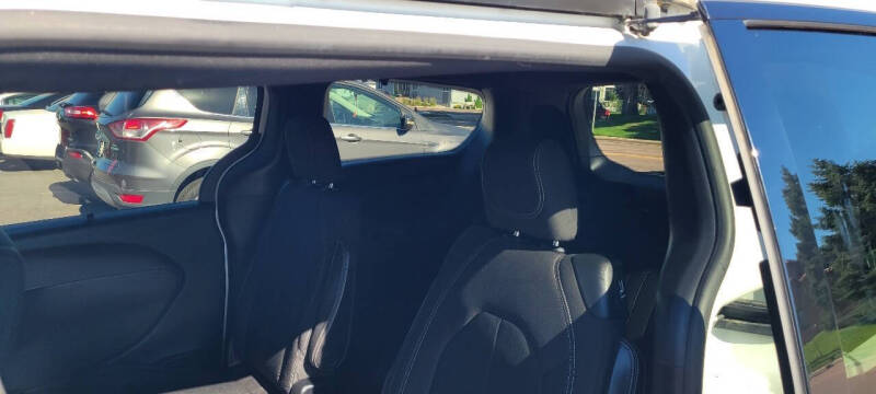2019 Chrysler Pacifica Touring Plus