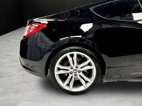 2011 Hyundai Genesis Coupe 3.8L R-Spec