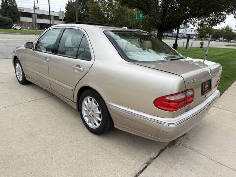 2001 Mercedes-Benz E-Class E 320